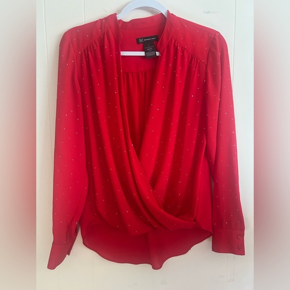 INC, size 4, red sparkly, v neck, criss cross long sleeve blouse, light weight - Picture 3 of 9
